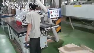 Máy ripsaw lưỡi dưới tải nặng