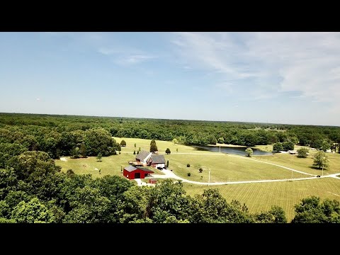 1311 Turnpike Rd Summertown TN  5 Beds, 3/2 Baths, 4589 SqFt