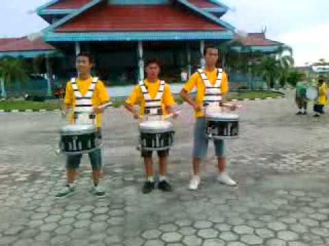 Dian Putri Utami - marchhing band Gita Riau Andalan