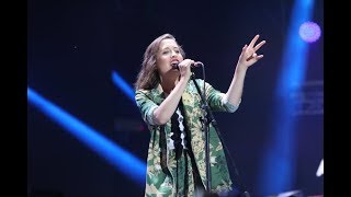Alice Merton - &quot;Lash Out&quot; Live