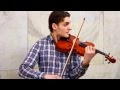 Красивая игра на скрипке в Питере под землей! HD 1080p 