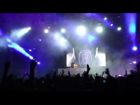 ARMIN VAN BUUREN - TMDW 0.5 - Man On The Run (?) - Dash Berlin with Cerf, Mitiska & Jaren