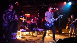 Jebediah - Fall Down (Corner Hotel, Melbourne 2011)