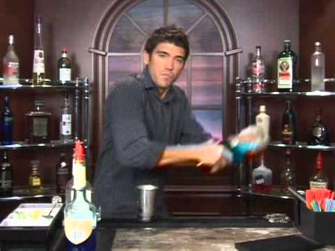 How to Make the Blue Train Mixed Drink