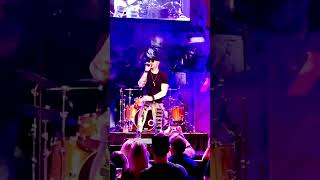 FUEL - INNOCENT ⚫️ Sound on! LIVE at Mohegan Sun. Aaron Scott from @nbcthevoice delivers!! #music