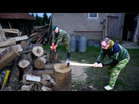 Polish lumberjacks test axes from the USA, Germany, Turkey, and Sweden. Better than Polish ones?