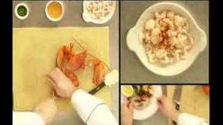 preview picture of video 'Chefs Tips -- York Harbor Inn - Baked Stuffed Lobster'
