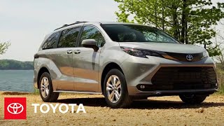 Video 4 of Product Toyota Sienna 4 (XL40) Minivan (2020)