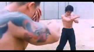 Re: [閒聊] 刃牙VS拳願 介於好看與難看之間