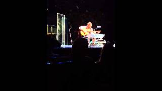 Al Di Meola live playing The Beatles "Blackbird"