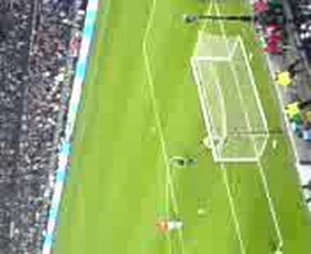 Ryan Donks missed penalty