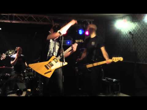 SMASH THE STATUES - PITFEST 2016