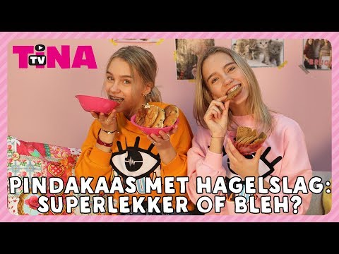 LISA & LENA PROEVEN NEDERLANDSE SNACKS | LISA & LENA TASTE DUTCH SNACKS | TinaTV