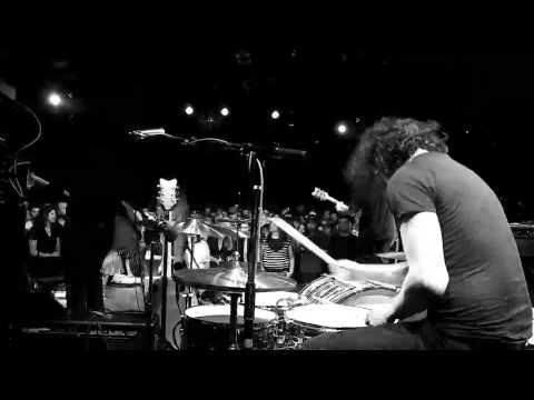 The Dead Weather - Hang You From The Heavens (Live)