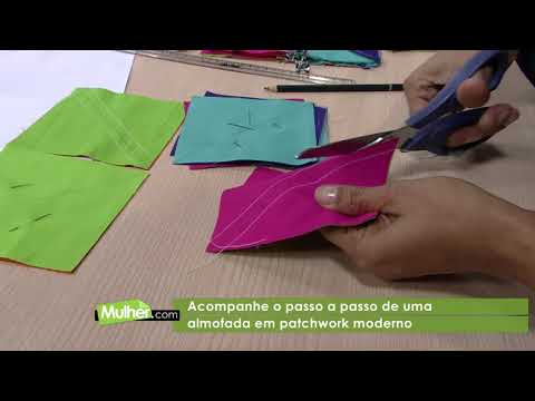 Almofada patchwork moderno por Edileny Gomes - 10/11/2017 - Mulher.com - P1/2