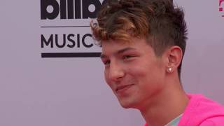BBMAs 2017 FashionCam Chris Oflyng