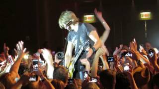 Keith Urban &quot;You Look Good In My Shirt&quot; Live @ The Borgata Event Center