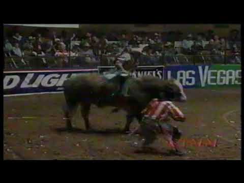 Rogerio Ferreira vs Banana Split - 98 PBR Ft. Worth (87.5 pts)