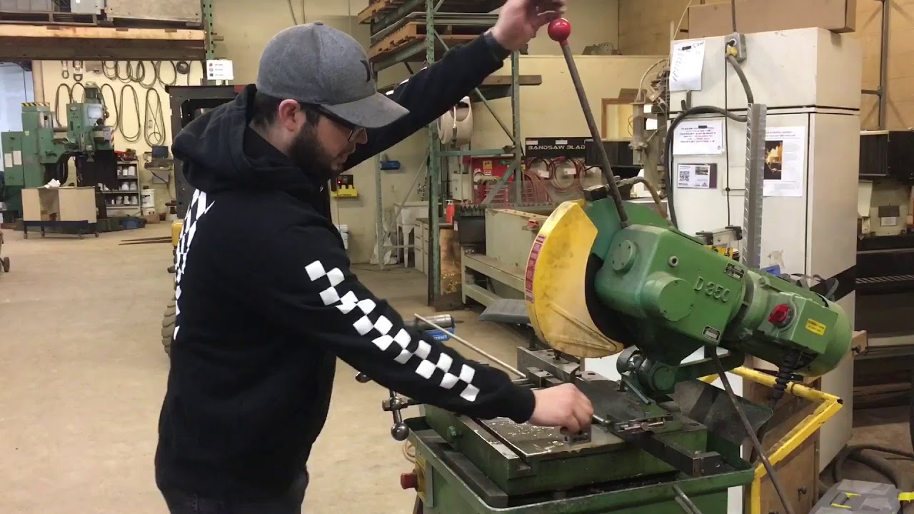 Cold cut saw setting stop and basic operation