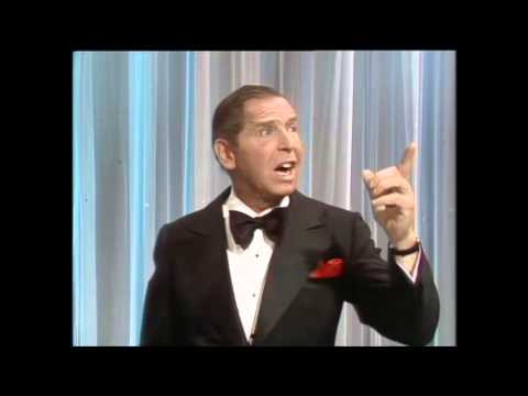 Die Muppet Show   Statler und Waldorf machen einen Komiker fertig!