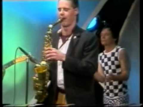 BERLIN BLUES BAND - COVER OF TIP MAGAZINE.mpg