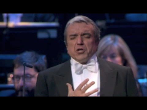 Ruggero Raimondi - Don Carlo - "Ella giammai m'amó!"