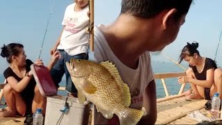 Download lagu Panas Banget Cuaca Mancing Tapi Tetap Semangat #mancingmania #mancing #mancinglaut mp3