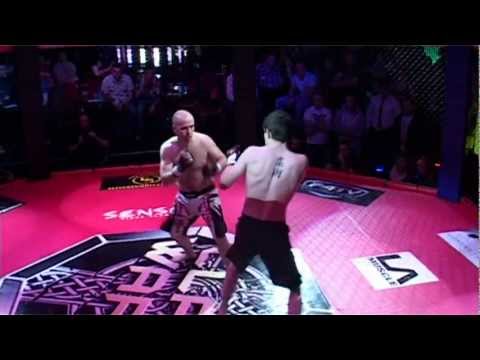 CLAN WARS 9 CHALLENGER - Paul McCarron VS Tom Harper