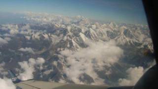 preview picture of video '2 of  5 KM  Mt EVEREST  flight  with himalayan range'