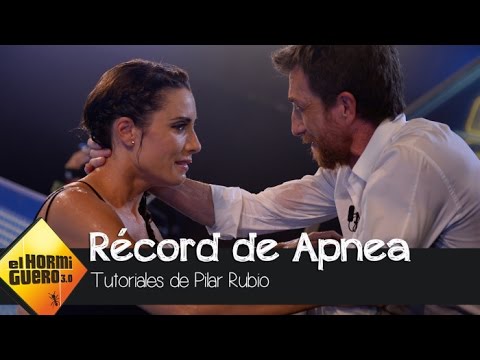 ¿Puede aguantar Pilar Rubio más de dos minutos sin respirar bajo el agua?  - El Hormiguero 3.0