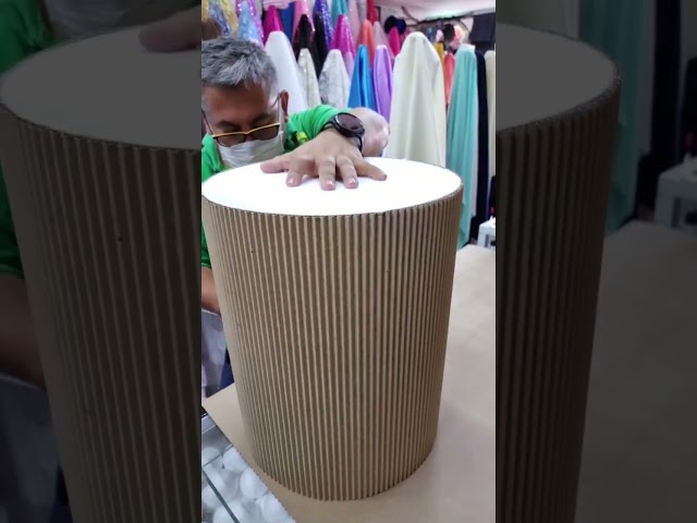 Vídeo relacionado con 3 rollos de papel de regalo de cumpleaños, rollo de papel de regalo de 43 cm x 3 m reciclable brillante para cumpleaños, fiestas, bodas, baby shower, decoraciones de regalo de festivales