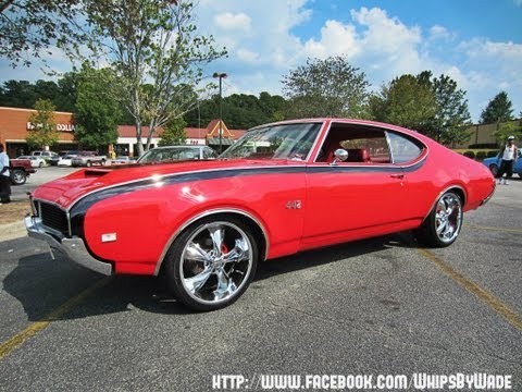 Fully Restored Red 1969 Cutlass 442 on 20" Foose Wheels
