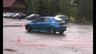 preview picture of video 'Honda Civic 8G - Vsemina 5/2009'