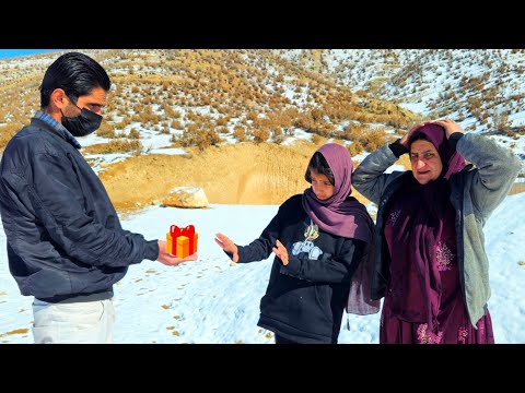 Nomadic Love: A Young Man’s Proposal to a Homeless Young Woman