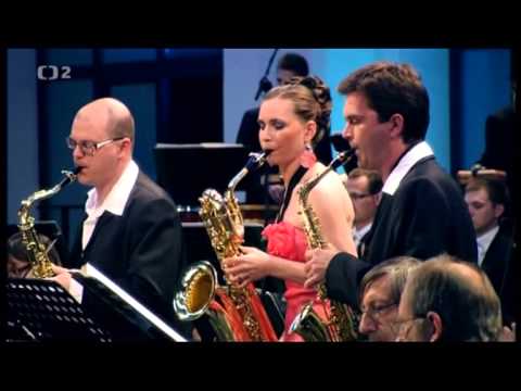 Philip Glass: Concerto for saxophone quartet and orchestra Mvmt. 1