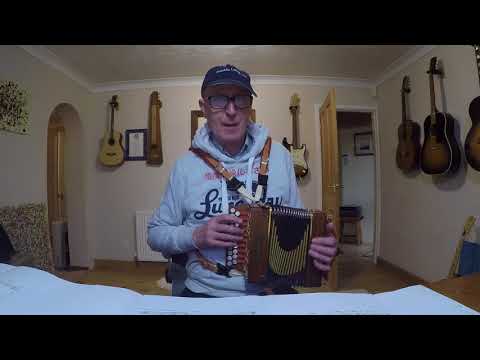 Learning To Play The Melodeon Blog 73 - Standard Layout With Accidentals versus 2.4 Layout