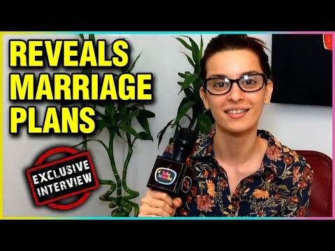 download lagu mp3 mp4 Ekta Kaul Boyfriend, download lagu Ekta Kaul Boyfriend gratis, unduh video klip Ekta Kaul Boyfriend