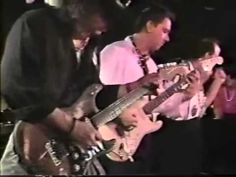 Stevie Ray Vaughan and The Fabulous Thunderbirds -  Keep It To Yourself