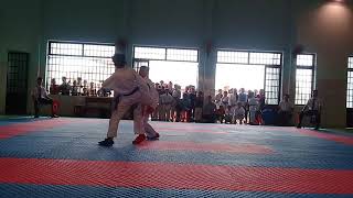 preview picture of video 'Thi đấu karatedo(12)'