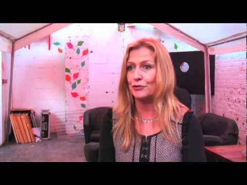 Altan's Mairéad Ní Mhaonaigh speaking to LiveTrad.com