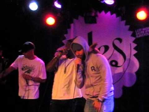 Finess & Keya-Ge Mig Mer Live@Yes! 2013-11-23