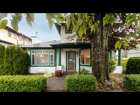 Kitsilano entry level home for sale at 3135 Maple St, Vancouver Bc