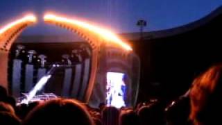 Robbie Williams - King of Bongo (Paris June 17th)