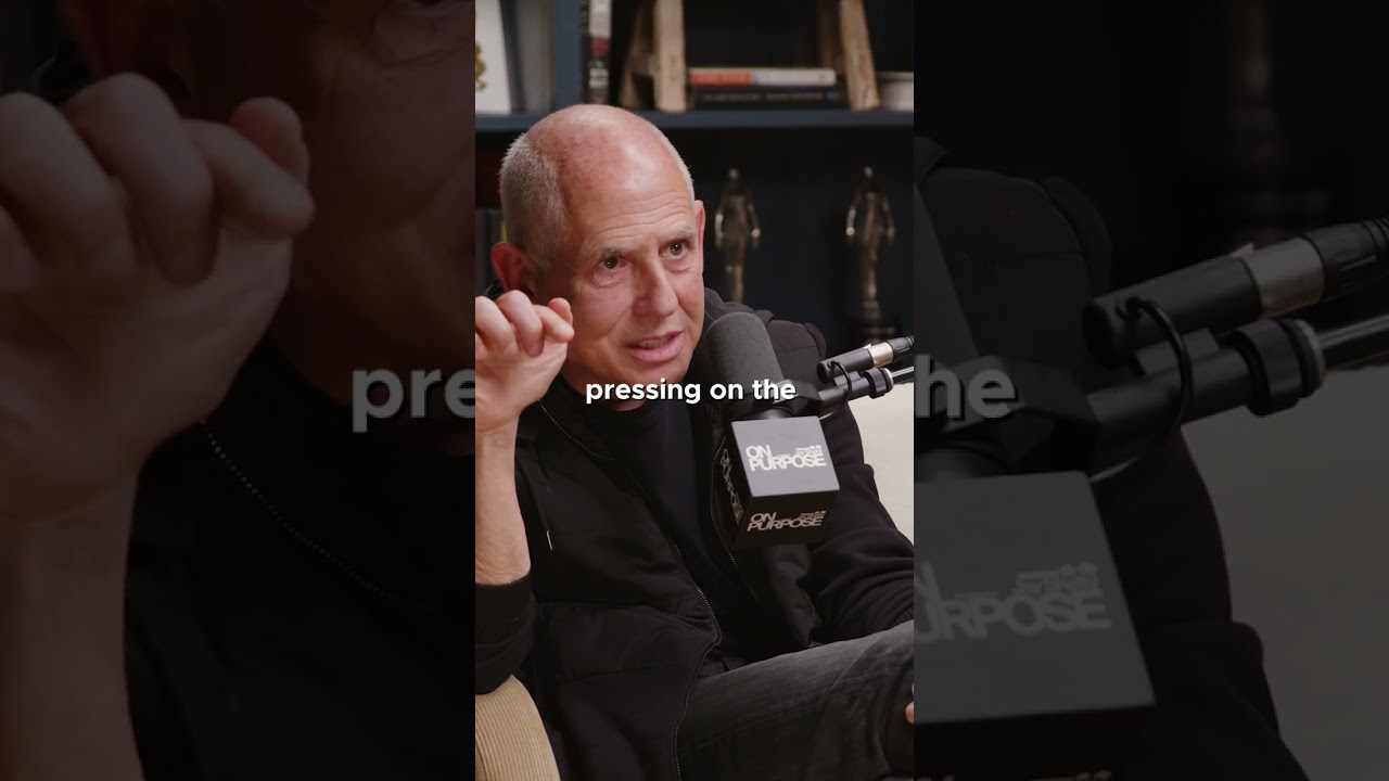 What is social media doing to our brain? #jayshetty #podcast #socialmedia