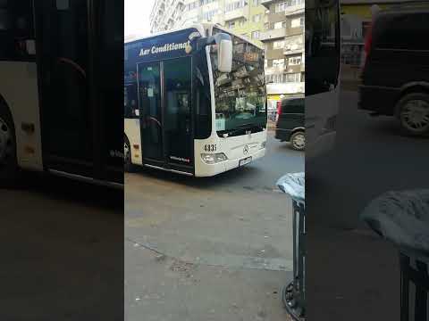Autobuzul MBC E4 #4835 pe linia 104 sosind și părăsind stația Bd Chișinău
