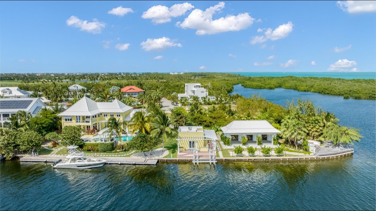 Canal Point Estate