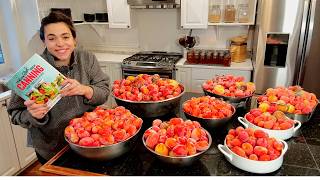 Making a Year's Worth of Marinara Sauce in ONE DAY with Homegrown Tomatoes!!!