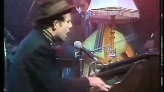 Tom Waits - Cemetery Polka Live (1985)