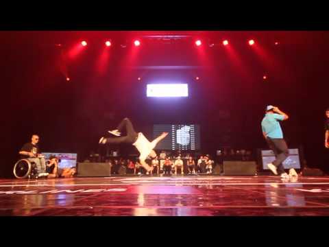 Thesis Vs Mounir [R16 Korea 2011]