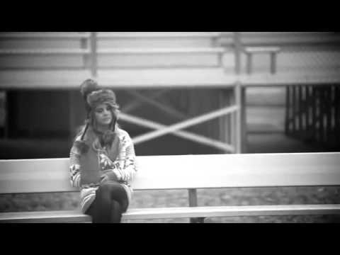 Sidelines - Payton Rae